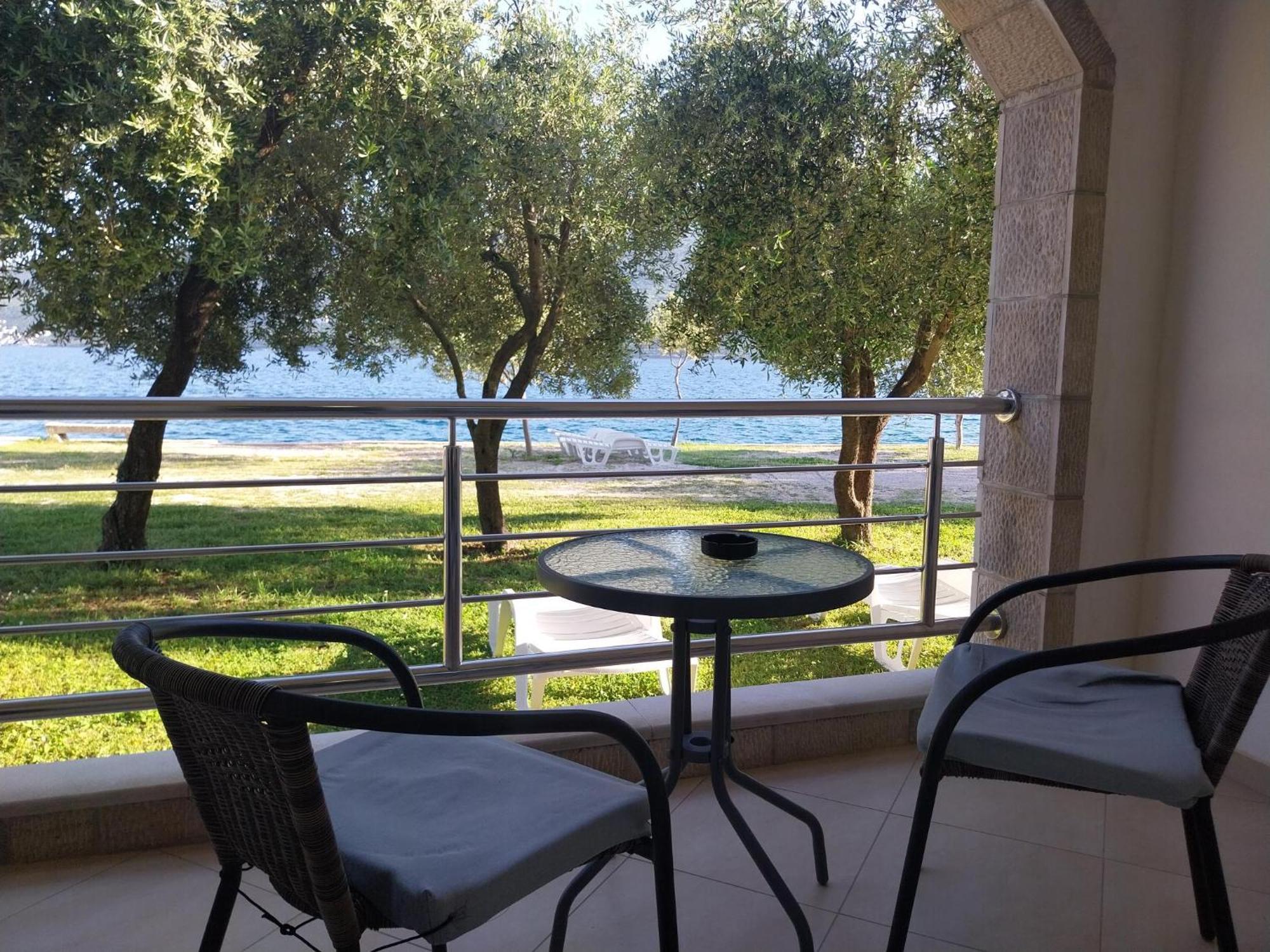 הרצג-נובי Apartments Villa Danilovic מראה חיצוני תמונה